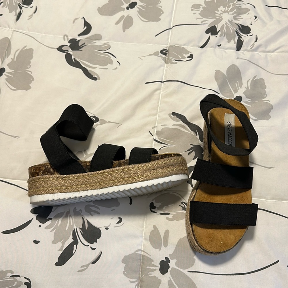 Steve Madden Kimmie Wedges